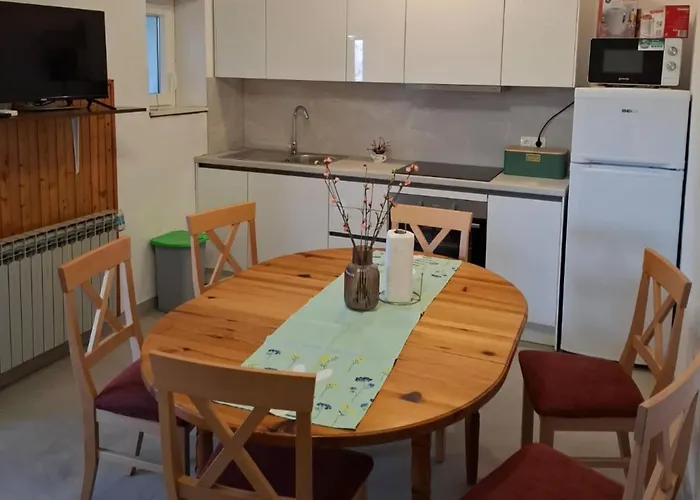 Marita - One Bedroom * 科尔丘拉