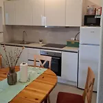 Marita - One Bedroom דירה