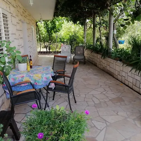 Marita - One Bedroom Apartment Korcula Town