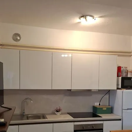 Marita - One Bedroom 아파트 *