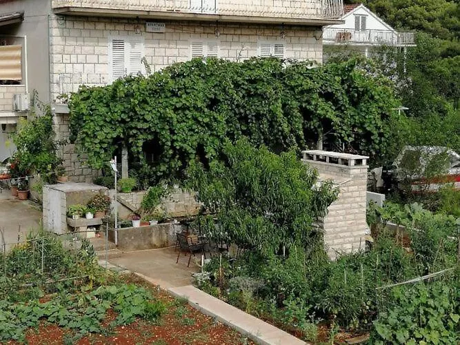 Marita - One Bedroom