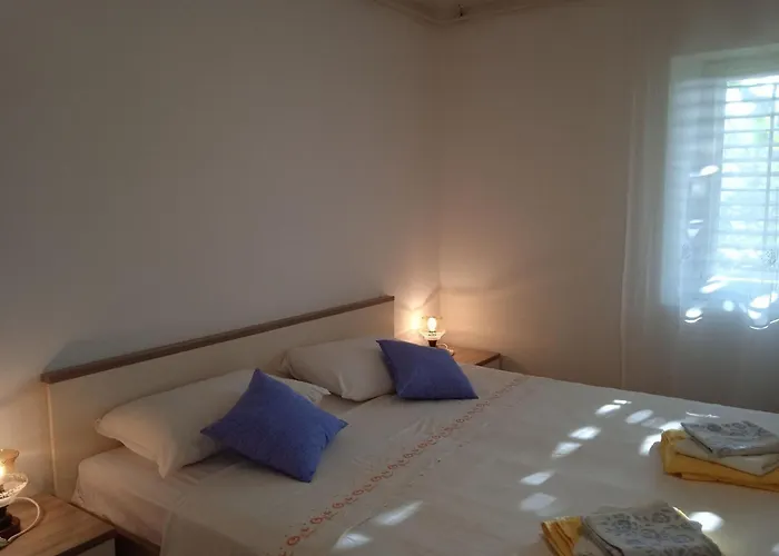 Marita - One Bedroom Apartament