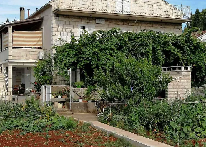 Marita - One Bedroom Apartament *