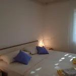Marita - One Bedroom شقة