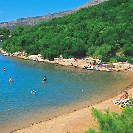 Marita - One Bedroom