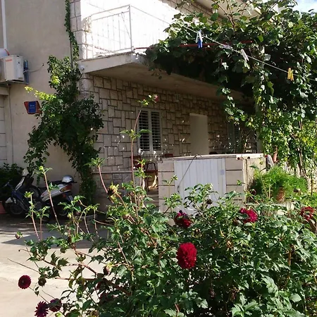 Marita - One Bedroom *